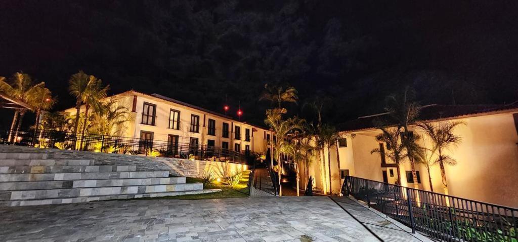 Hotel Quinta Santa Barbara Pirenópolis エクステリア 写真